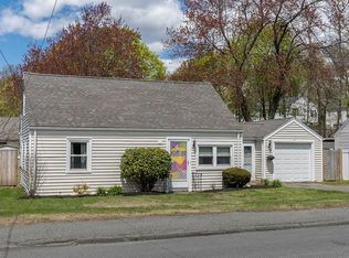 23 Forest St, Peabody, MA 01960