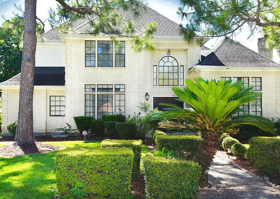 1st image of 9803 Charlbrook Dr
