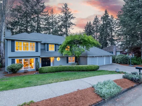 7 Scarborough Dr, Lake Oswego, OR 97034