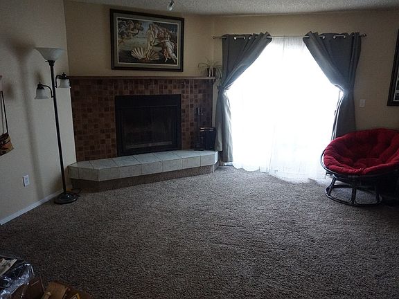 5th image of 16938 Park Place St