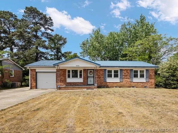 1608 Grandview Dr, Fayetteville, NC 28314
