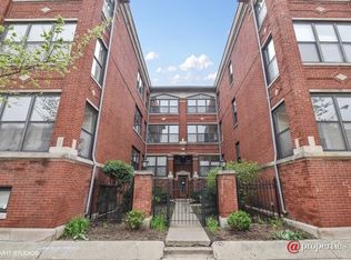 1915 W Montrose Ave #3, Chicago, IL 60613