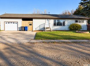 412 2nd Street N, Wakaw, SK S0K 4P0