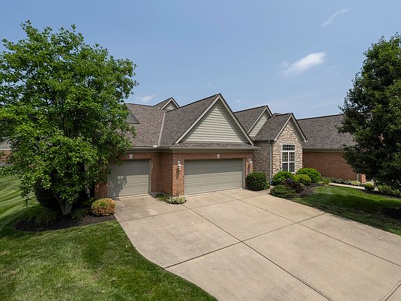 2nd image of 1001 Belmont Park Dr