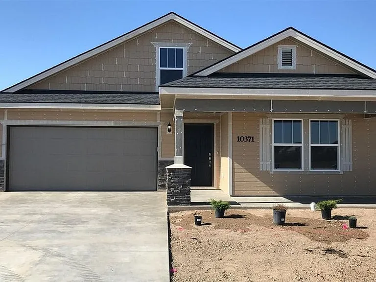 10371 Longtail Dr — Photo 2