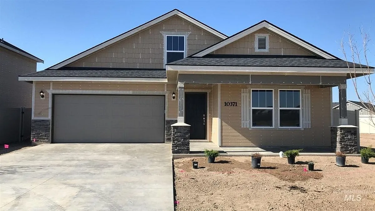 Building Photo - 10371 Longtail Dr