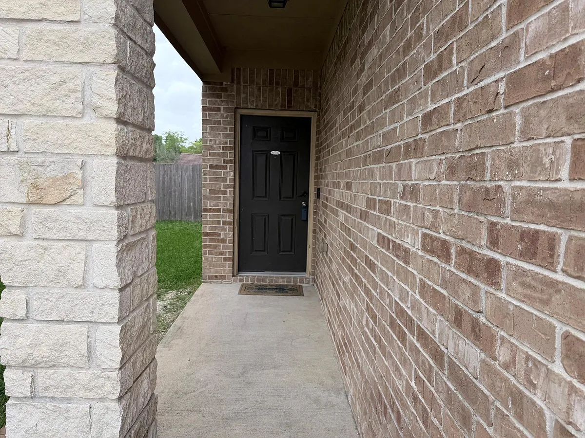 Building Photo - 2307 Cloudy Bay Dr