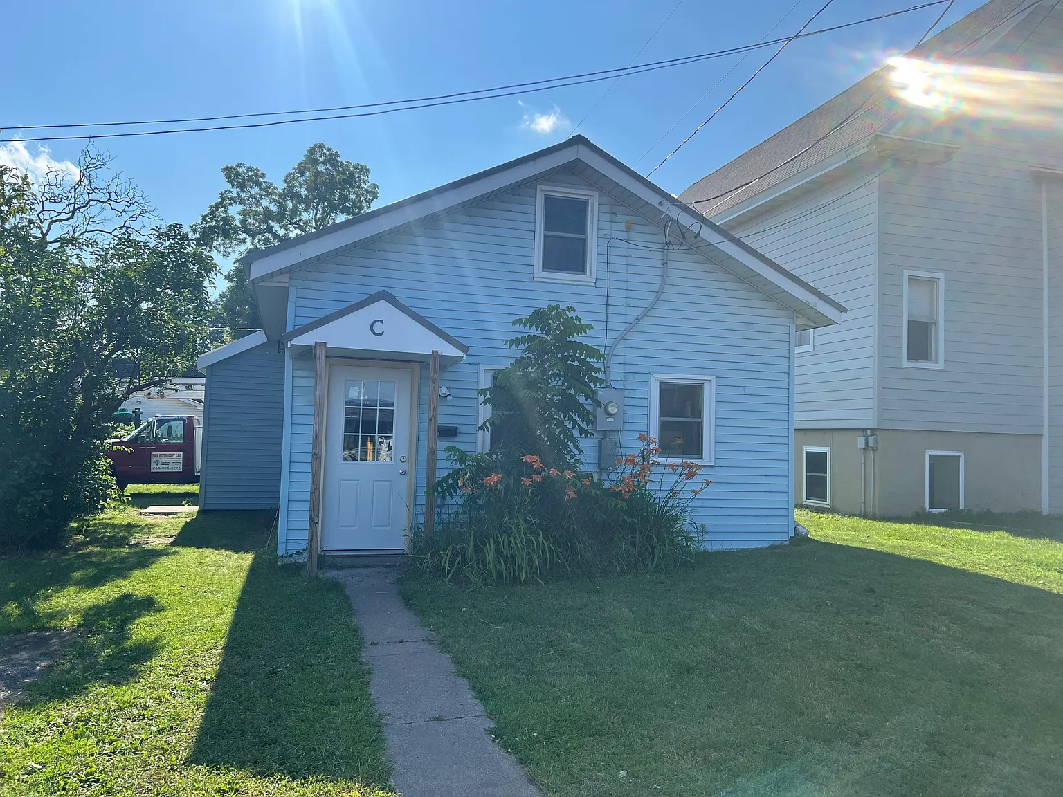1 bed, 1.0 bath, 440 sqft, $950 — Photo 1