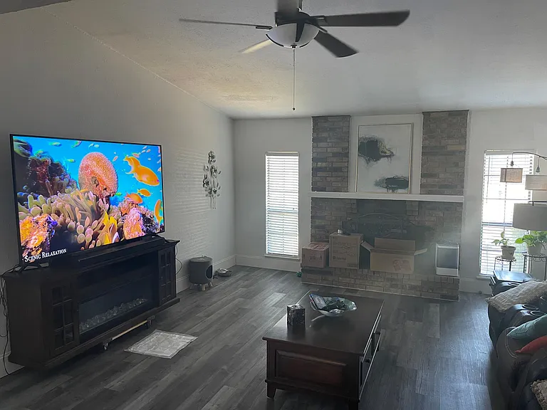 201 Park Meadow Way — Photo 5