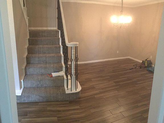 Entry / Dining Room