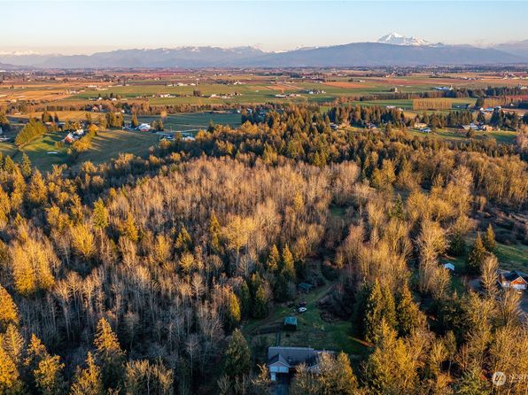 9532 Weidkamp Rd., Lynden, WA 98264