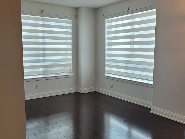 7165 Yonge St #1712 — Photo 3