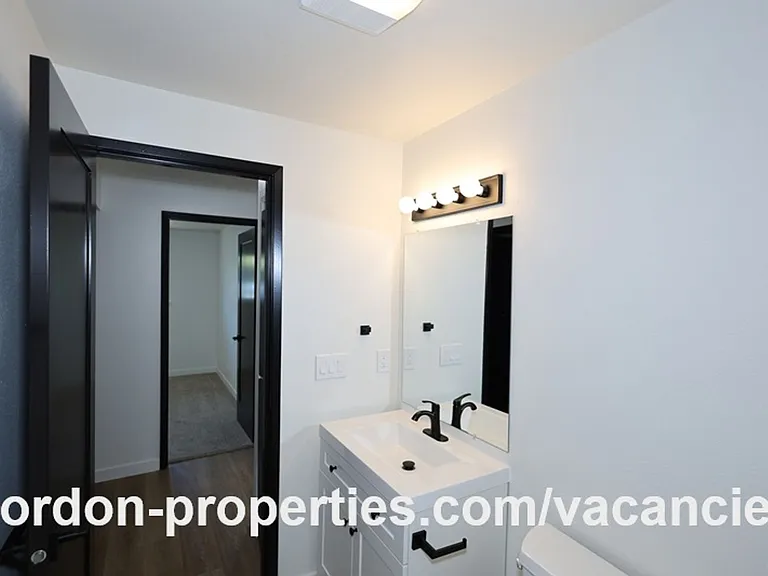 8960 SE Tolbert St #2 — Photo 20