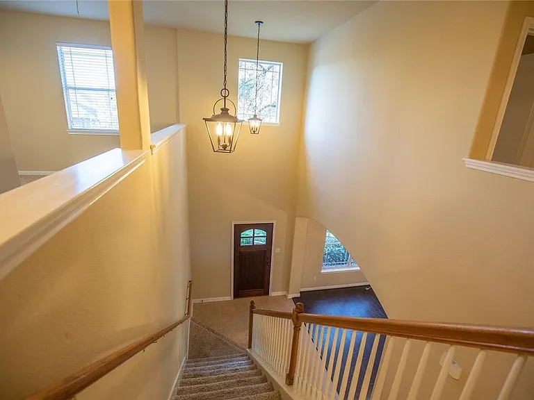 3806 Juniper Hills St — Photo 9