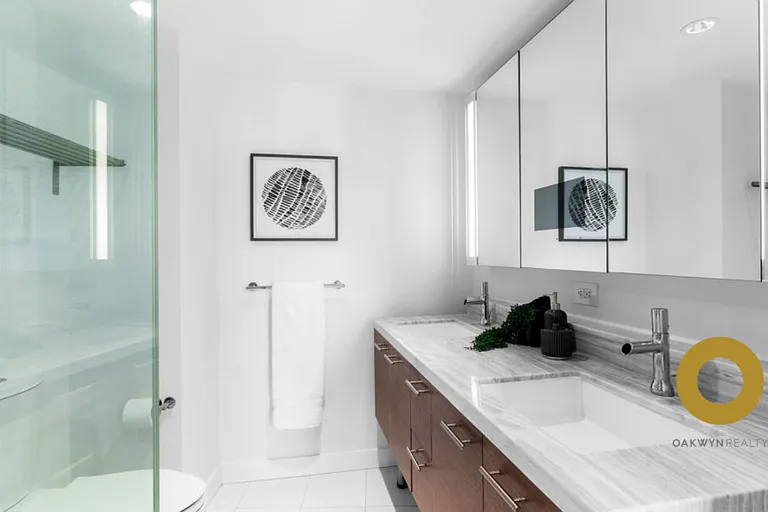 777 Richards St #1A — Photo 6