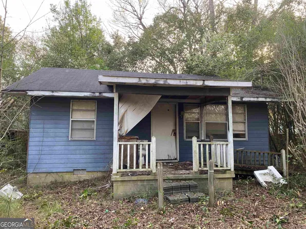 121 Phillips Dr, Macon, GA 31217