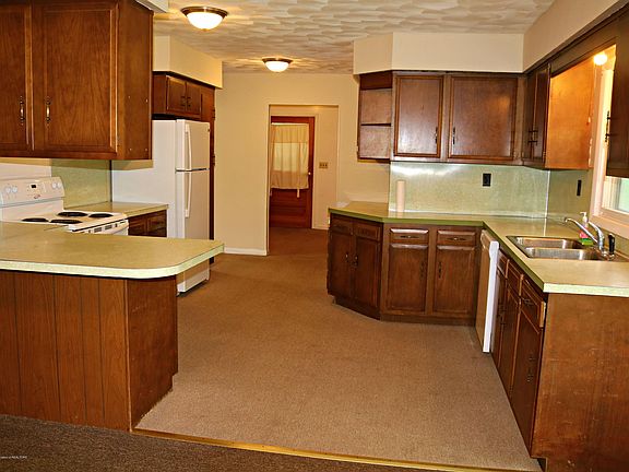 4th image of 5139 E Gresham Hwy