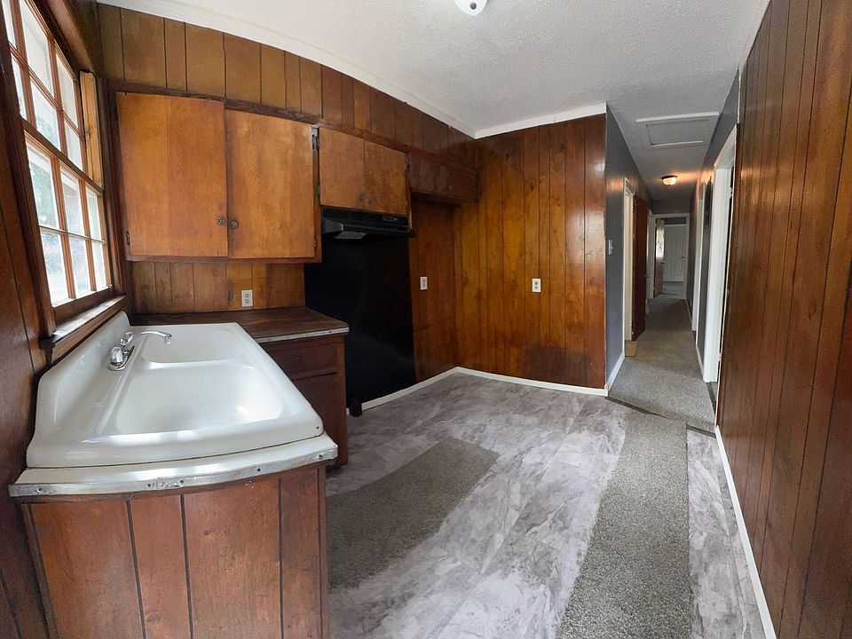 602 A & B Taggart 602 Taggart Ave Greenwood SC Zillow