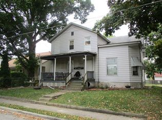 704 W Monroe St, Bloomington, IL 61701
