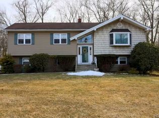 1 New Ackertown Rd, Monsey, NY 10952