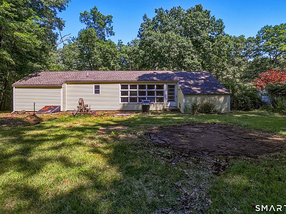 5th image of 631 Warrenville Road