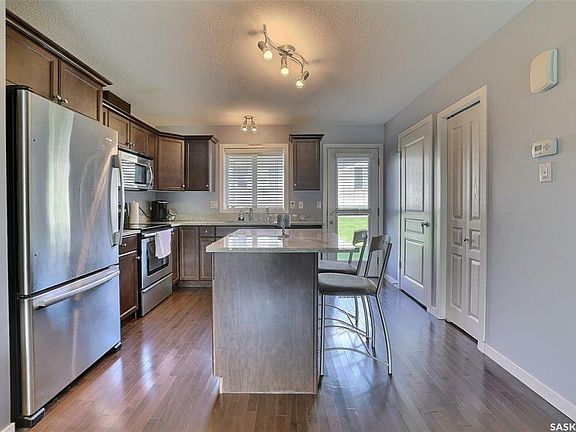 2nd image of 4101 Preston Cres #46