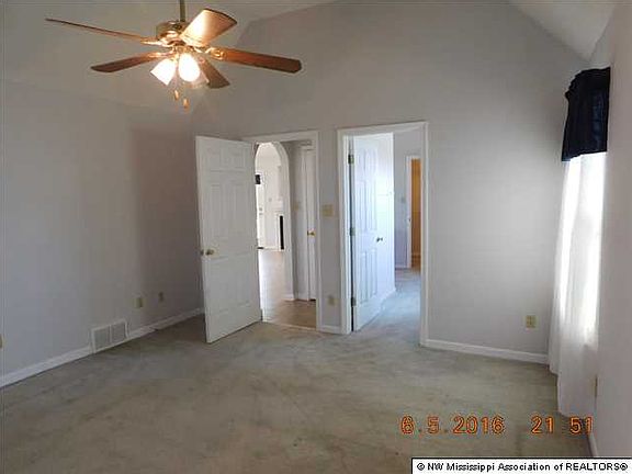 5th image of 6142 Morgan Manor Dr E