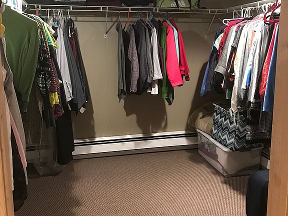 4th image of 1510 Lakeview Dr