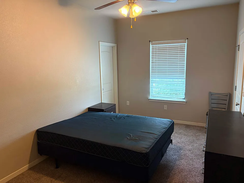 407 Telluride Ln