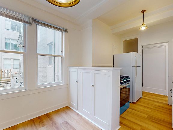 5th image of 1801 California St APT 105