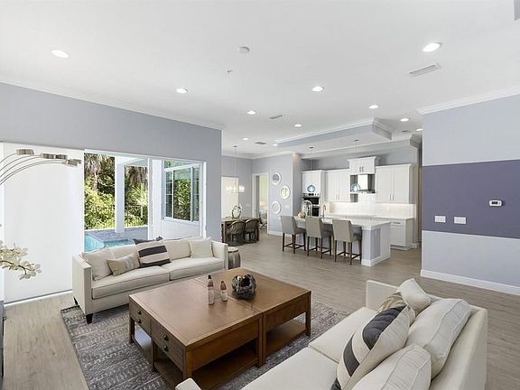 4th image of 116 Ocean Estates Dr