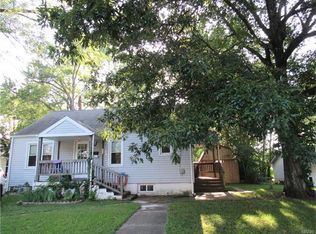 204 N Mapleshade Rd, Cuba, MO 65453