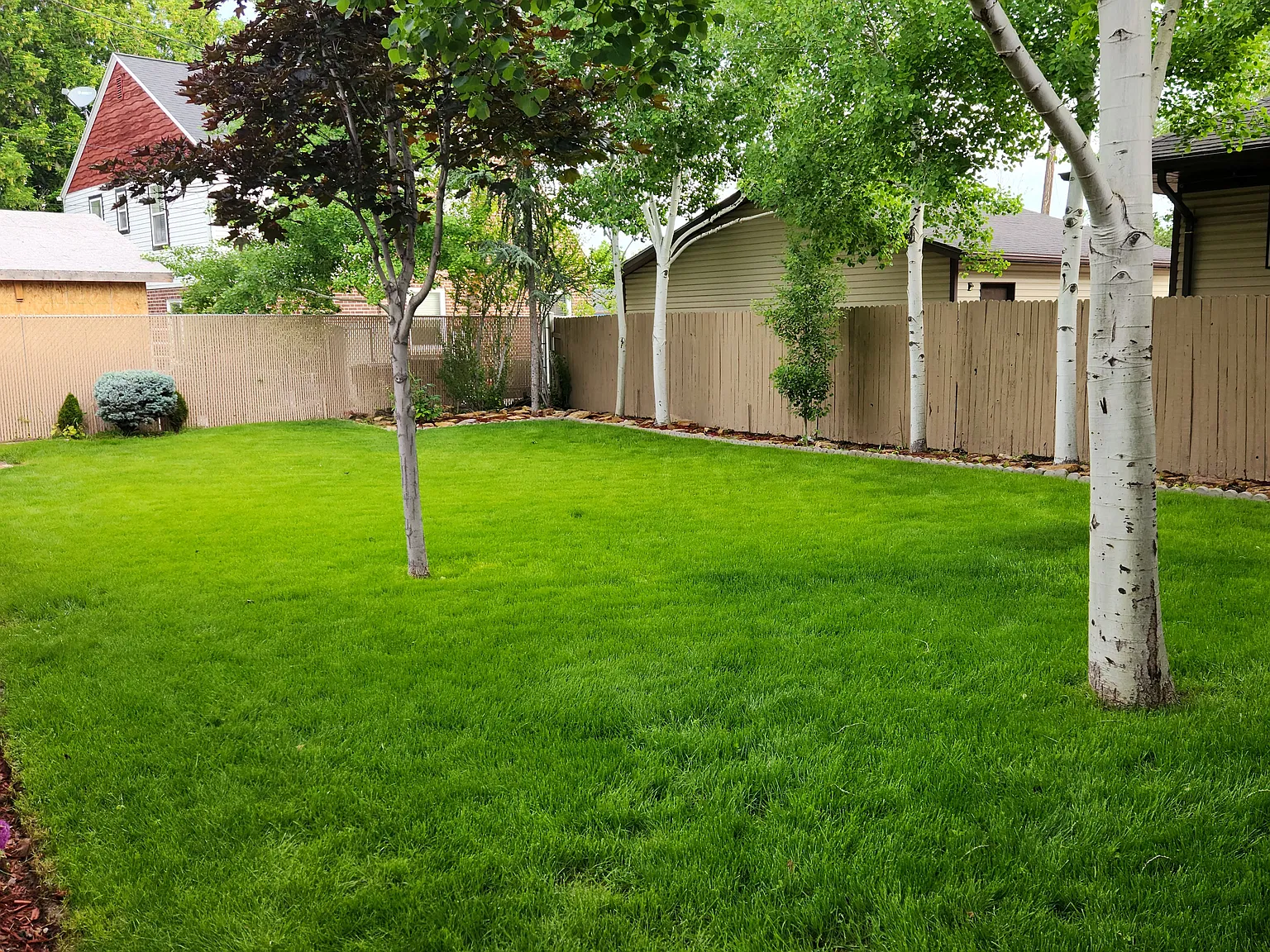 3 bed, 2172 sqft, $2,525 — Photo 3