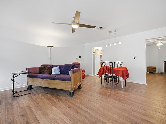 2nd image of 8 N Gawain Way