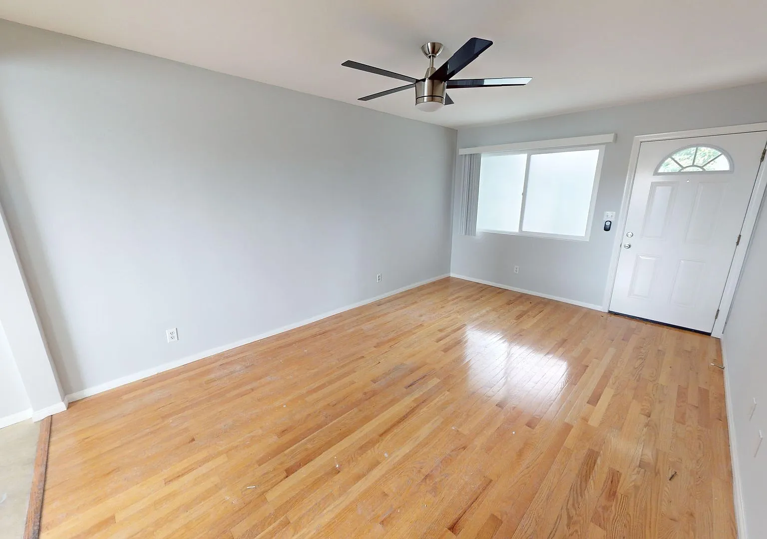 Belmont Apartments — Photo 4