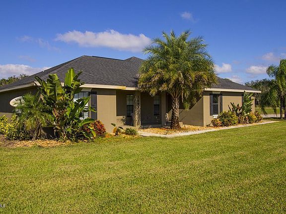 3rd image of 3892 Serenity Ln