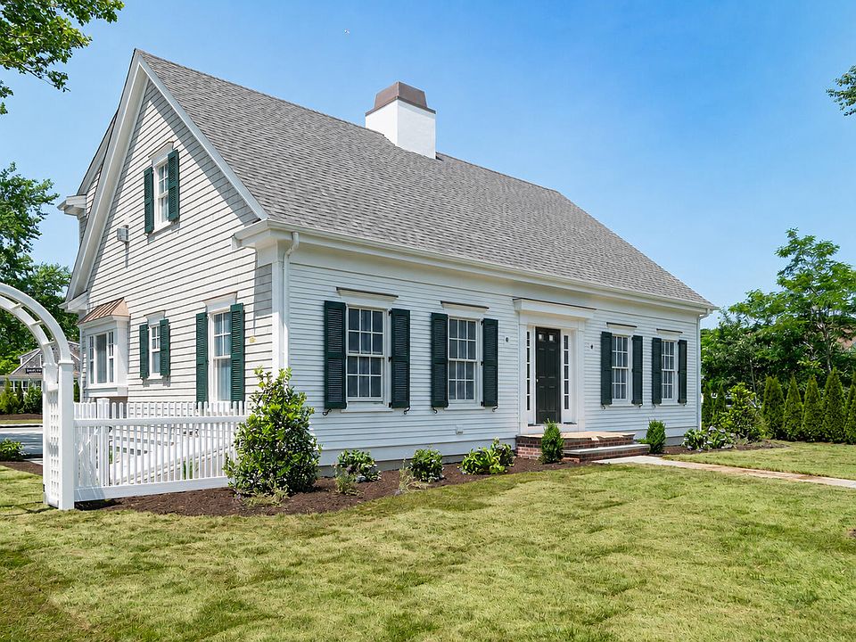 1st image of 33 Crowell Road