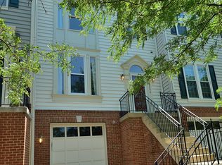 25396 Herring Creek Dr, Chantilly, VA 20152