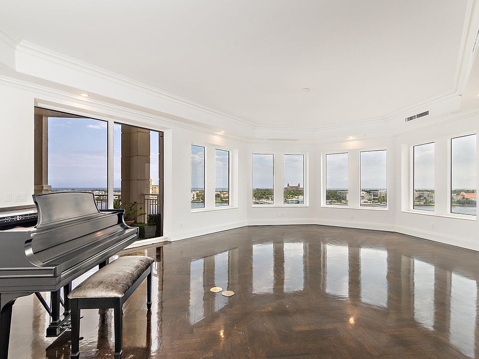 1st image of 622 N Flagler Drive #904