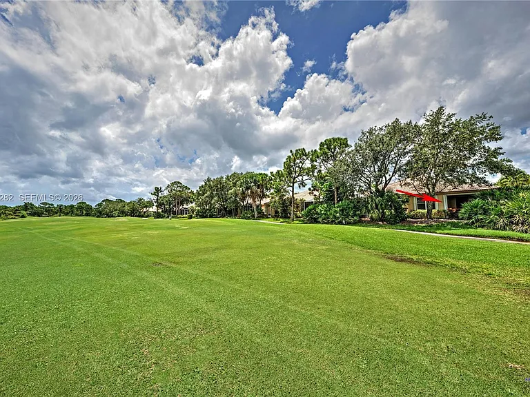 3781 NW Willow Creek Dr — Photo 26