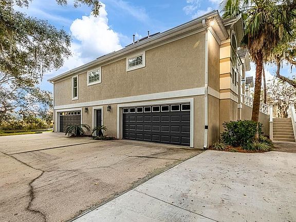 5th image of 104 Dudley Ln