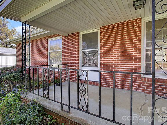 4th image of 188 Pinner Rd