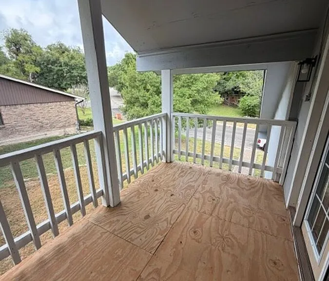 815 Cedar Oaks Ln — Photo 40