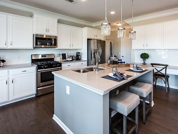 3rd image of 1234 Triple Crown Ct