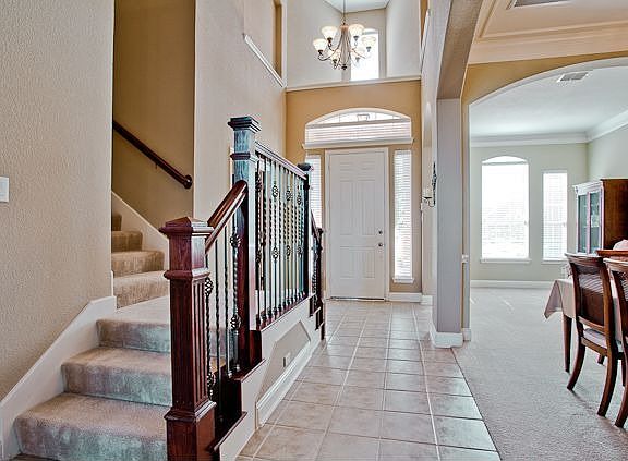 2nd image of 3495 Columbus Dr