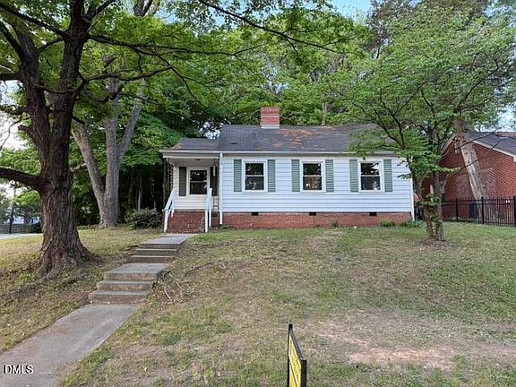 3rd image of 1801 Forest Rd