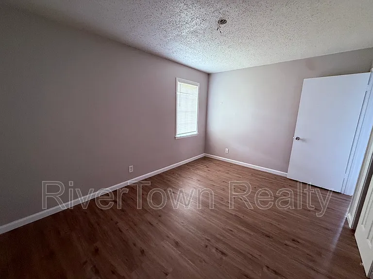 3113 Wickham Dr — Photo 17