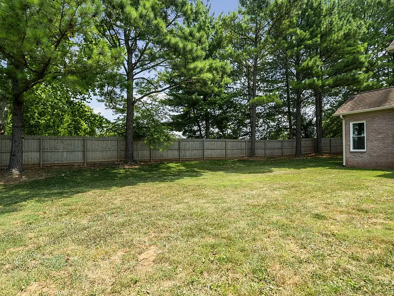 540 Bancroft Way — Photo 24