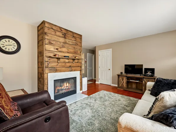 661 West Avenue #C15, Milford, CT 06460