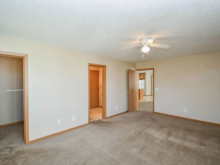 1420 E Redwood Blvd — Photo 20